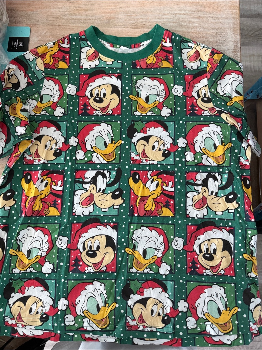 Disney Green Red Christmas Cartoon Character Short Sleeve Tee